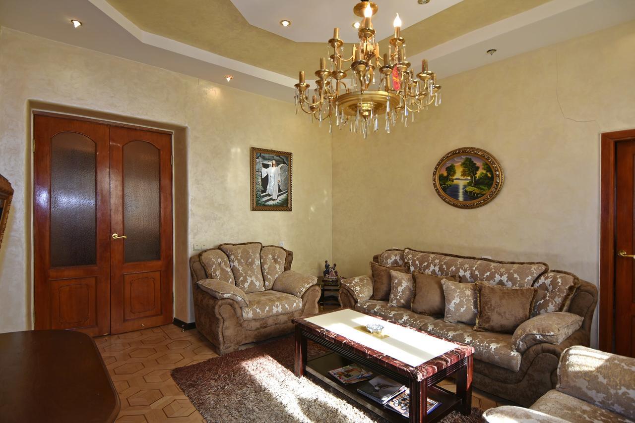 יירבאן Opera Kaskad Tamanyan Apartment מראה חיצוני תמונה